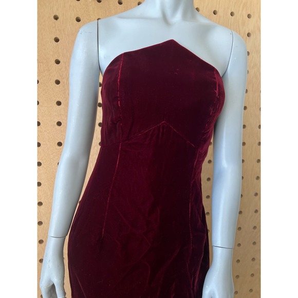 Vintage velvet gown - Picture 3 of 14